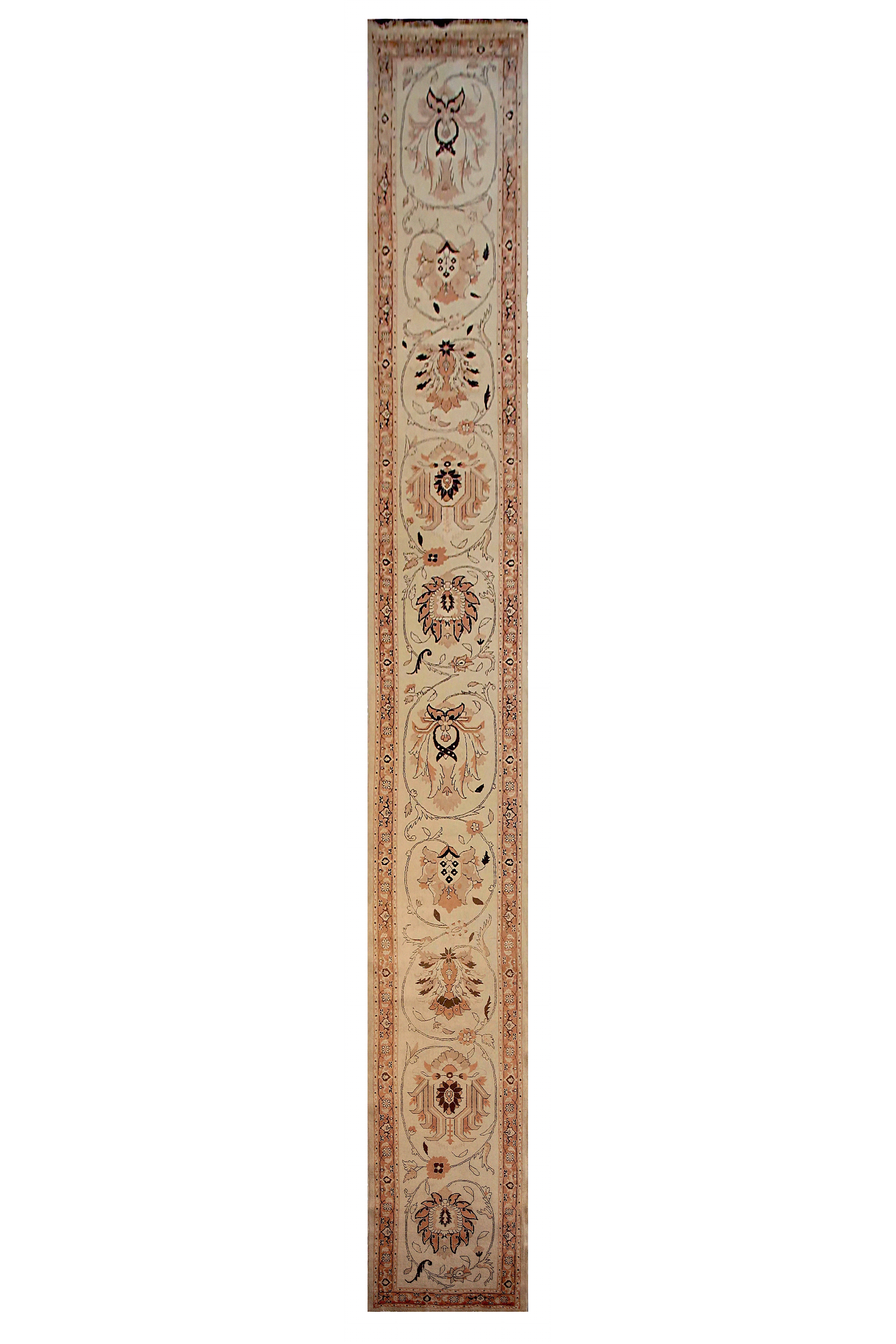 Persian Tabriz Transitional Rug 71953