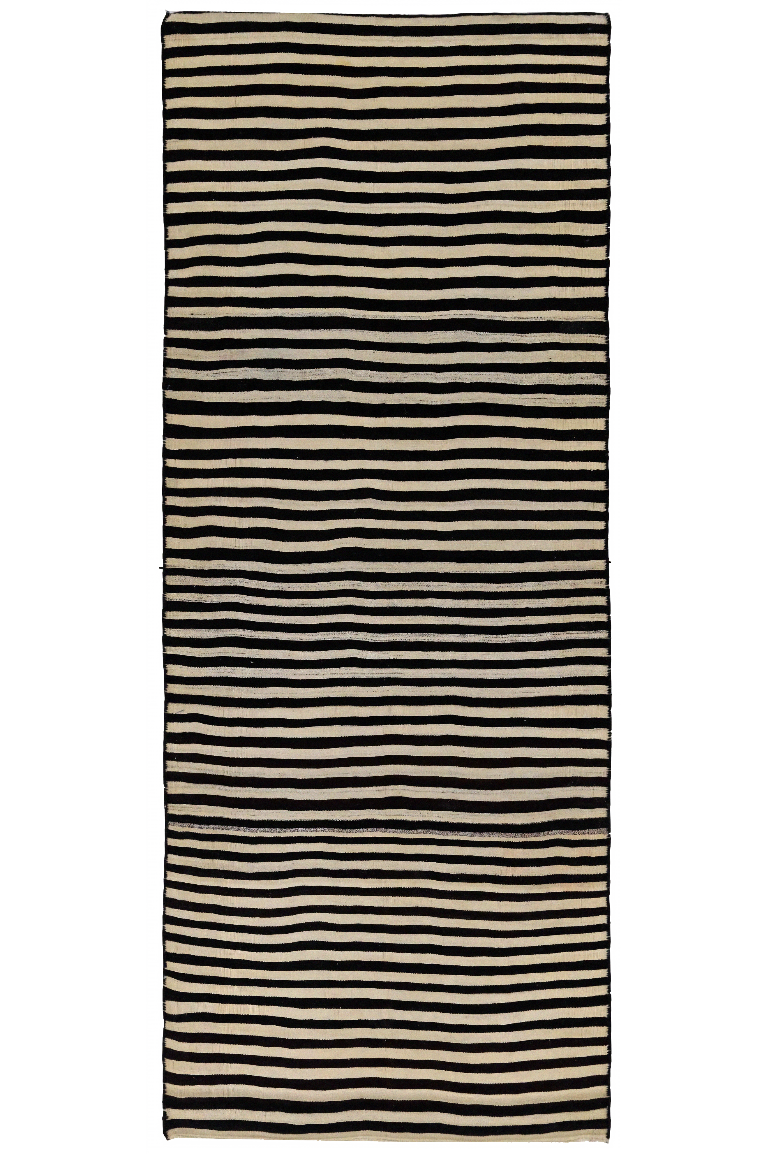 Antique Persian Traditional Rug 91502