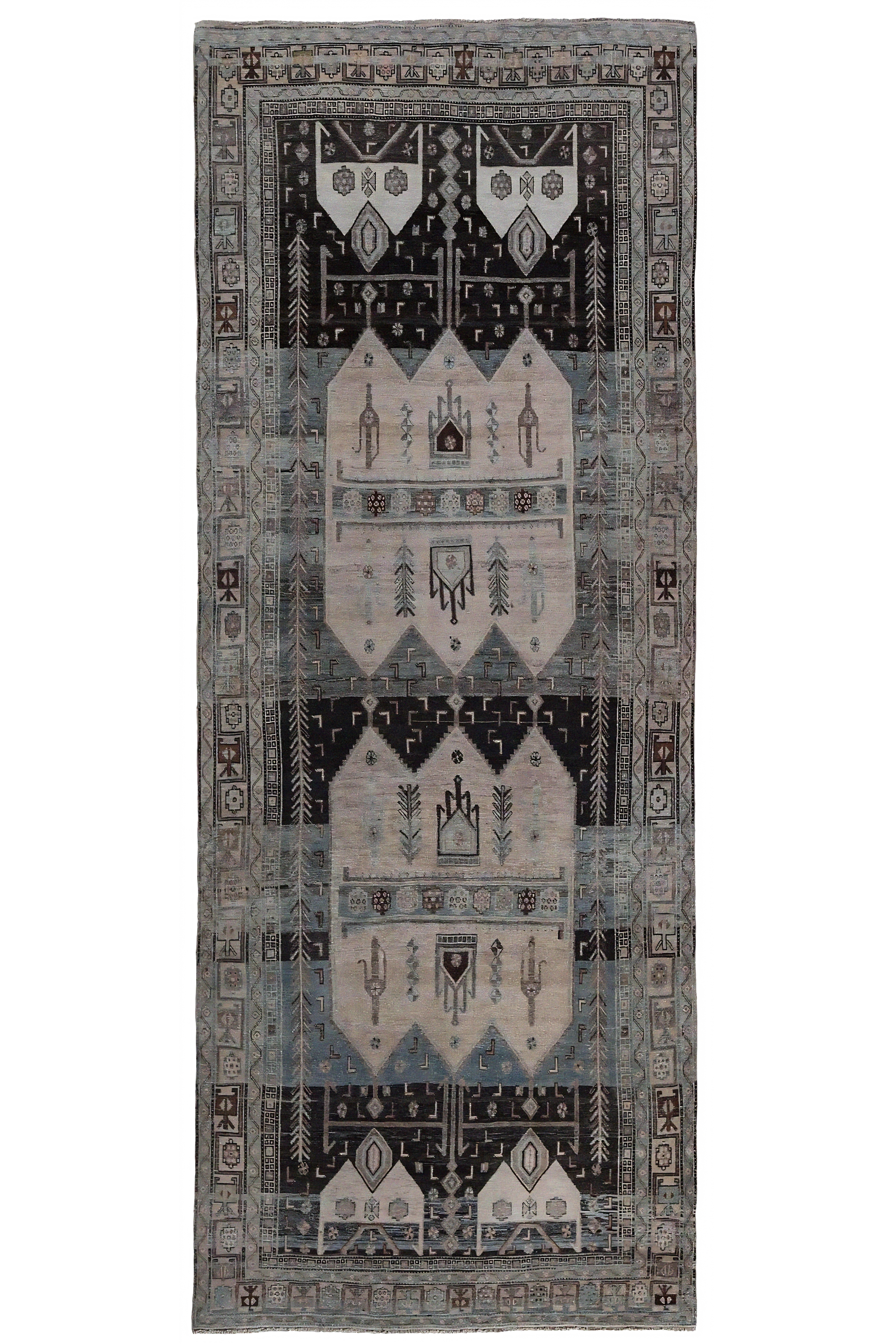 Antique Persian Bijar Traditional Rug 96665