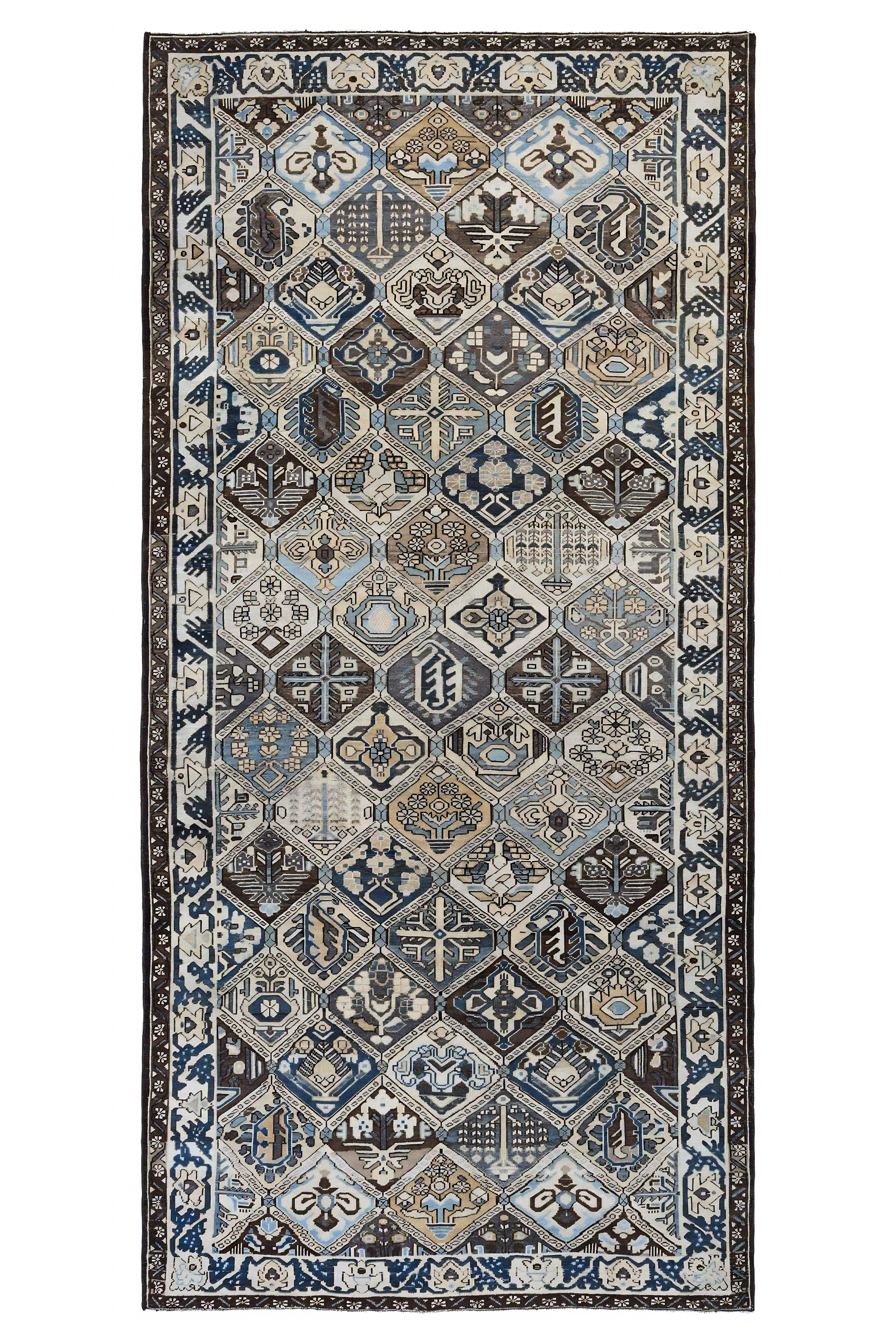 Antique Persian Bakhtiar Traditional Rug 96917