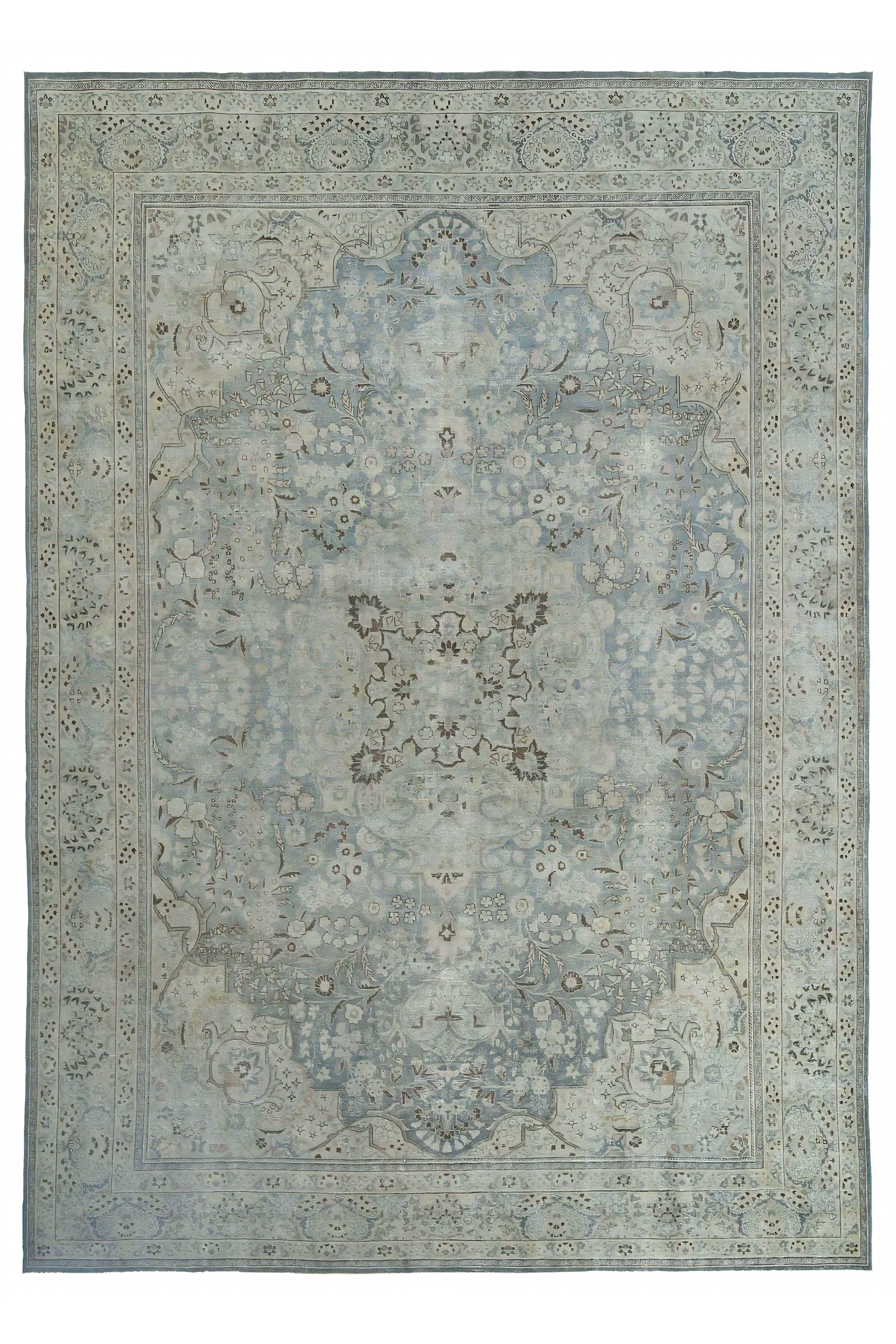 Antique Persian Tabriz Traditional Rug 97553