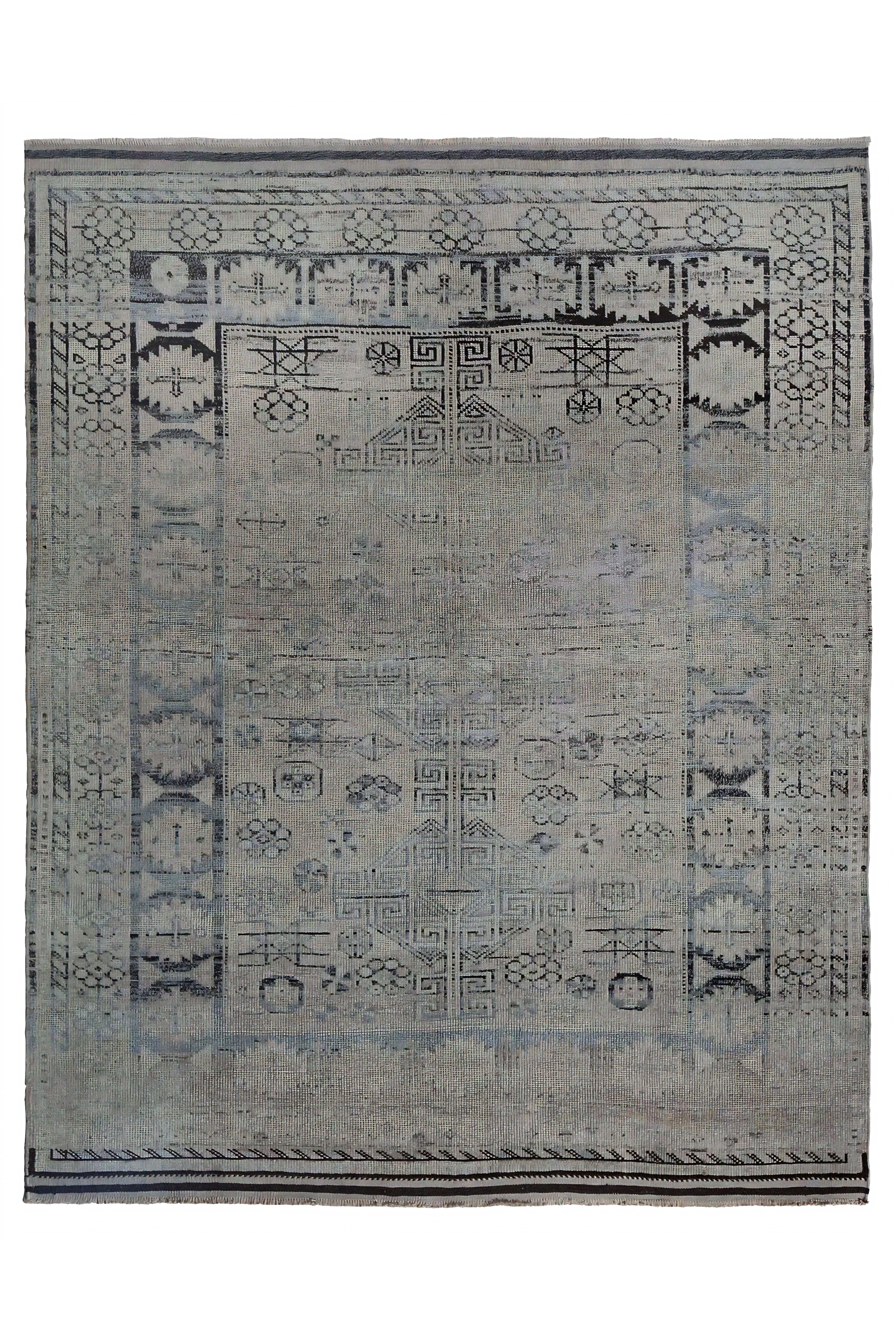 Antique Persian Azarbaijan Traditional Rug 97591
