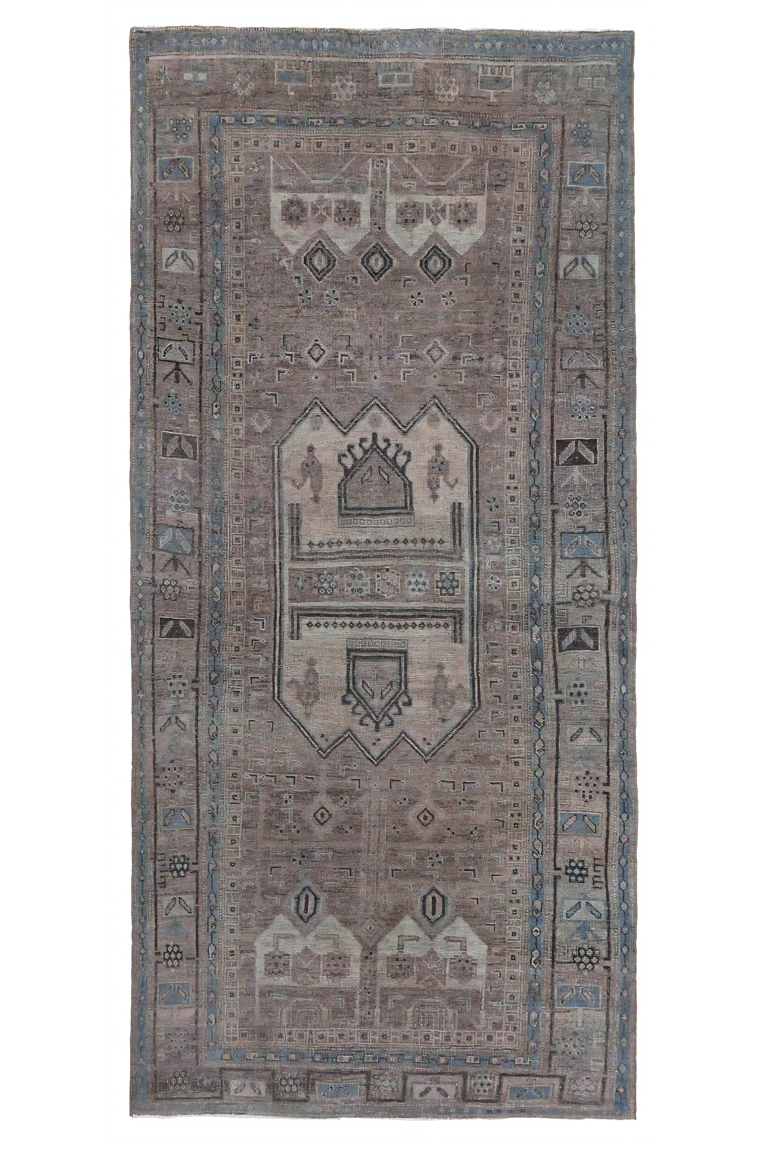 Antique Persian Bijar Traditional Rug 97614